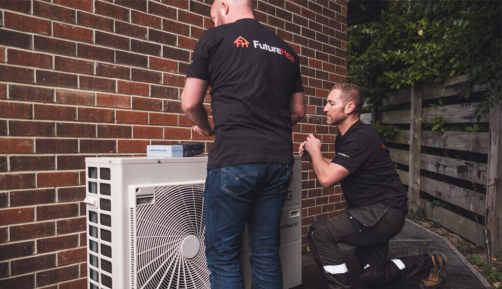 How to change from being a gas engineer to a heat pump engineer in the UK